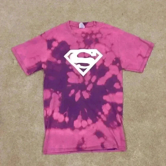 ⭐️ Handmade bleached died Superman tee shirt - Picture 1 of 4